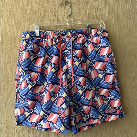 Vineyard Vines Linear Tropics Chappy Trunks Mens Medium Pink Blue Swim Shorts - Picture 1 of 9